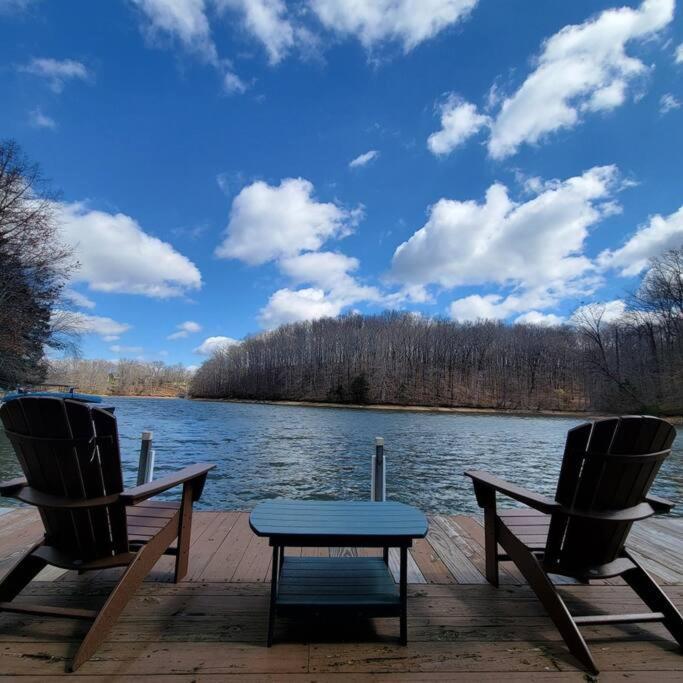 Lakeside Haven Dock/Slip Fire Pit Game Room Kayaks Winchester ภายนอก รูปภาพ